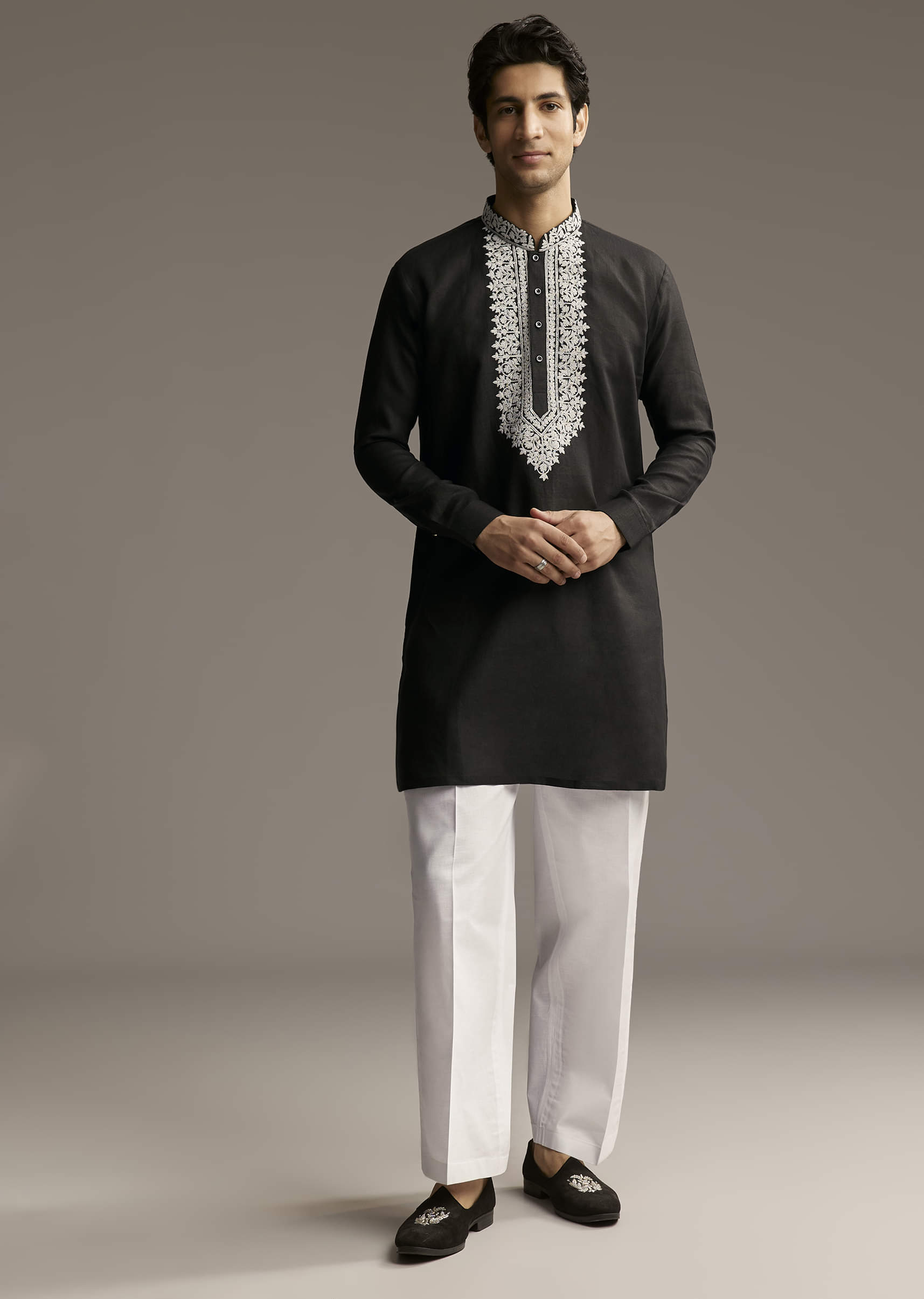 Black Linen Kurta Set For Men With Thread And Resham Work Black Linen Kurta Set For Men With Thread And Resham Work