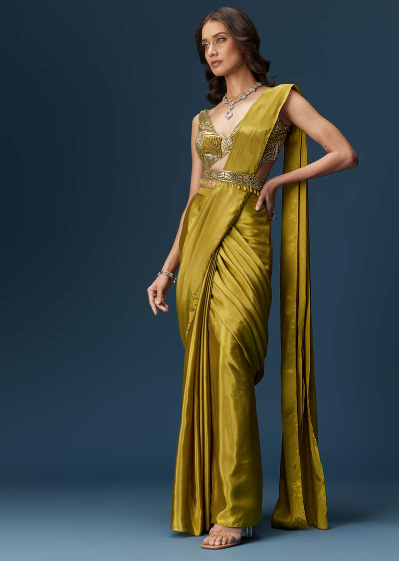 sari silk dress Green Drape Saree With V Neck Blouse And Belt