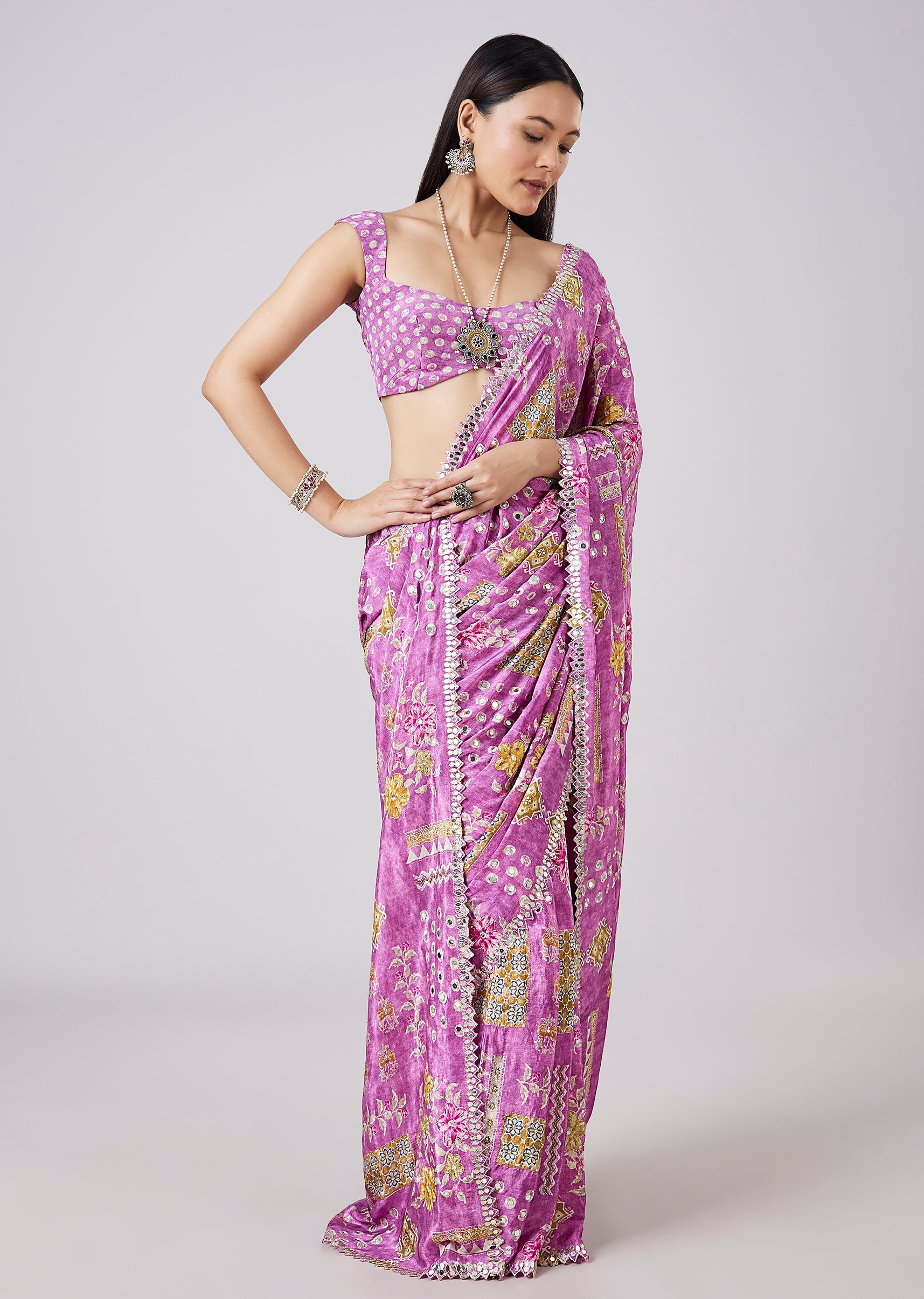 Buy Pink Saree with Printed Motifs and Blouse | KALKI  display picture 2