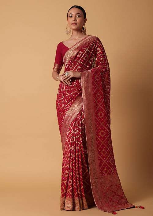 Red Banarasi Georgette Saree With Bandhani Weave And Unstitched Blouse Piece