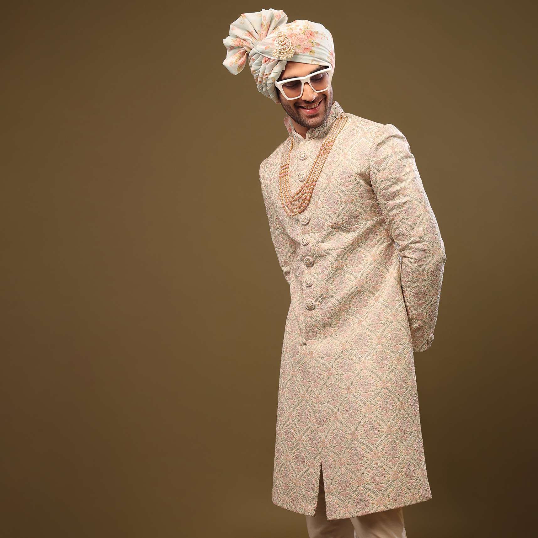 Fashion image from KALKI Fashion