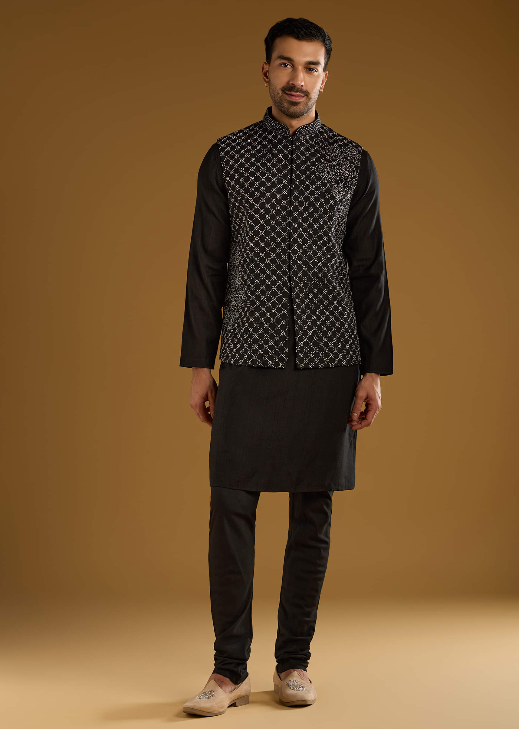Black Kurta Jacket Set For Men With Thread Work