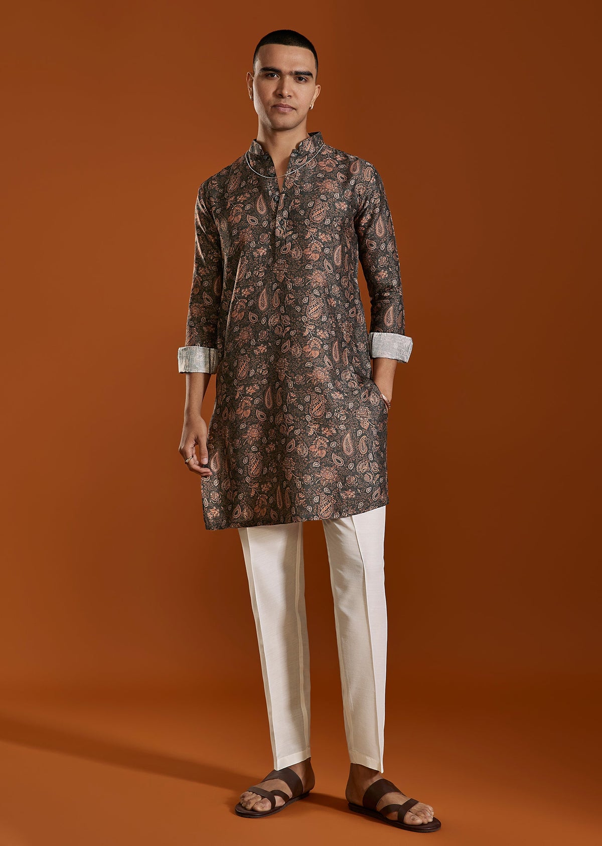 indian party dress for man Why Men Should Choose Kurta Pajama as an Indian Party Wear