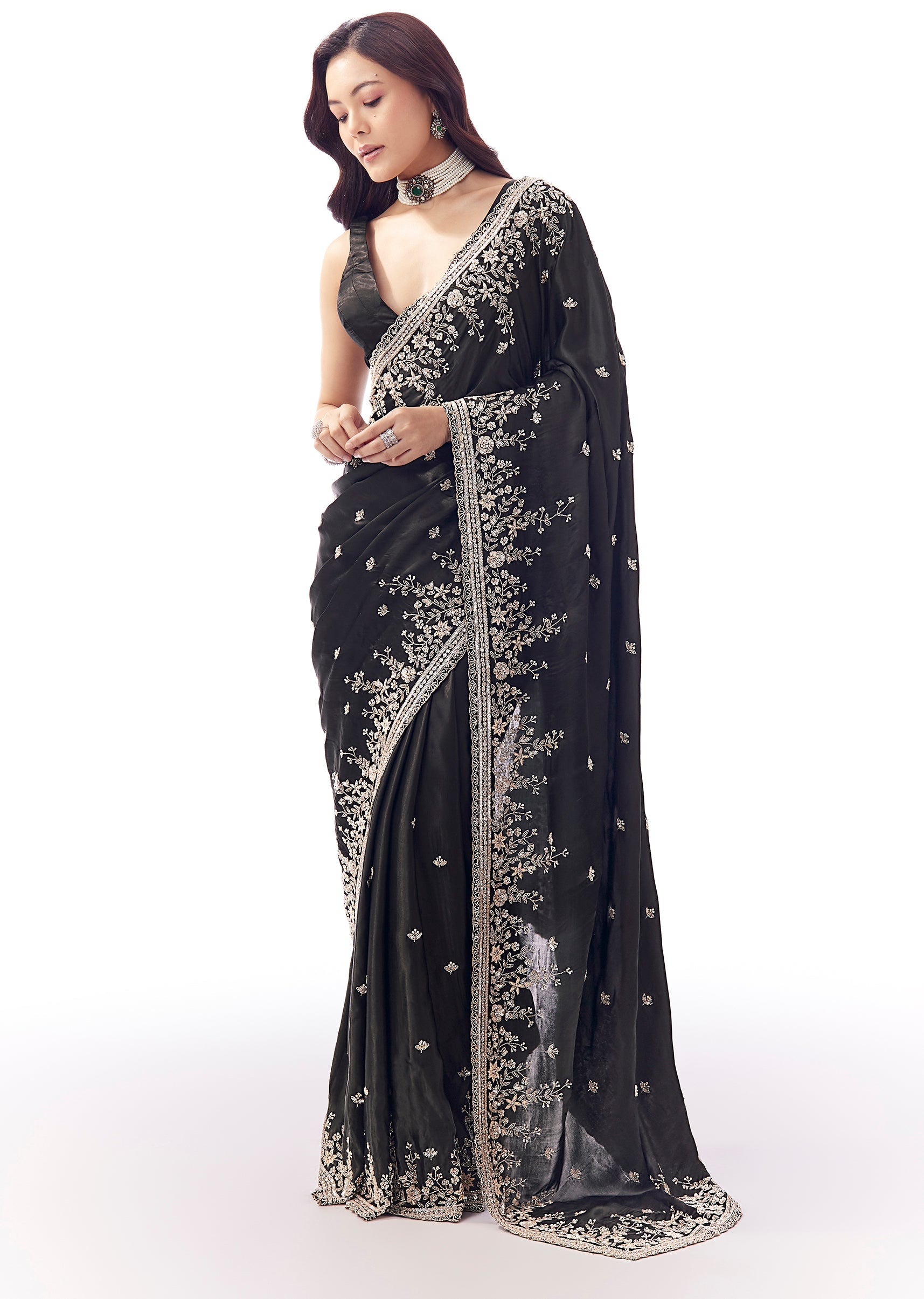 Black Tissue Silk Saree With Heavy Floral Embroidered Butti Border