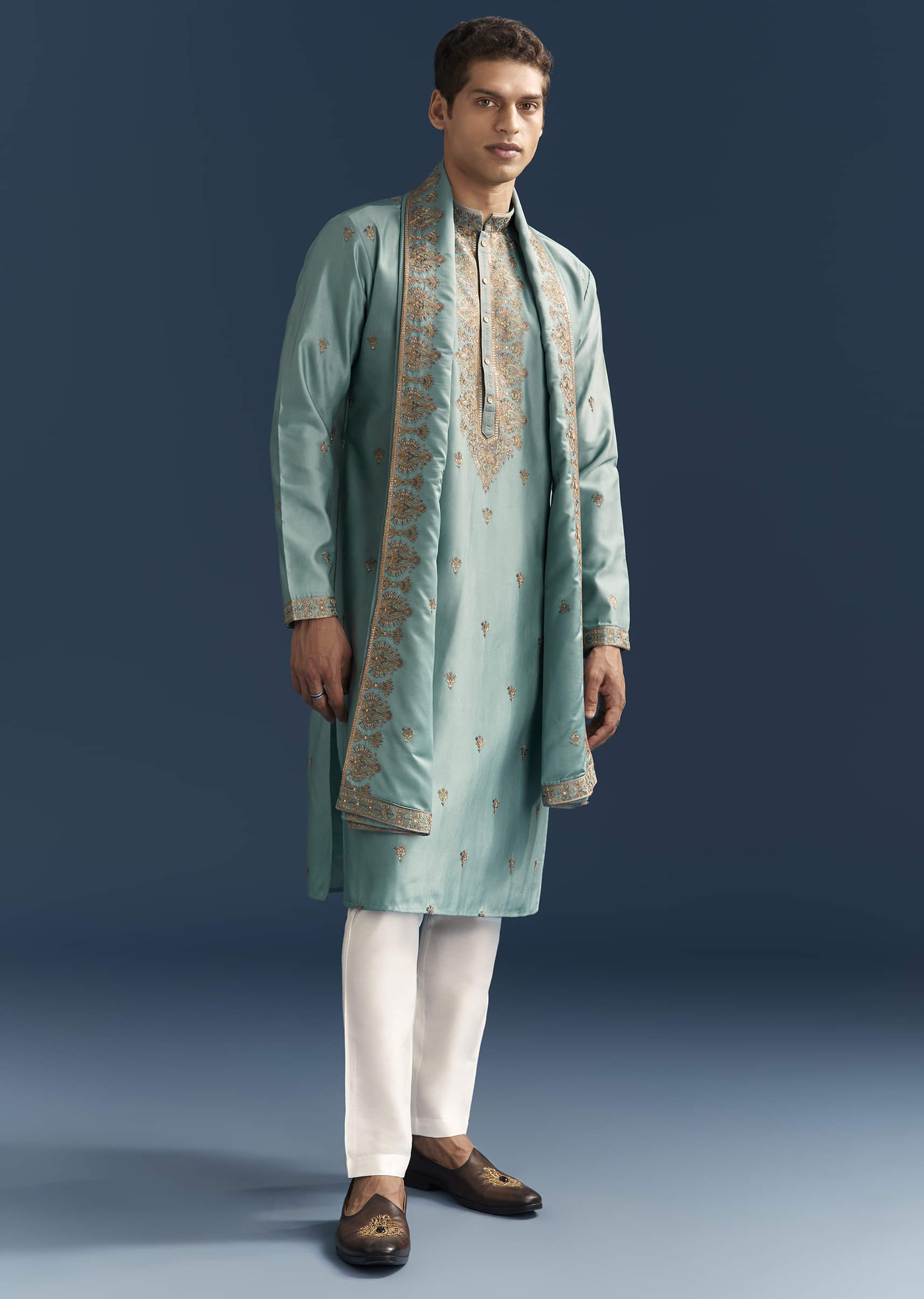 Blue Silk Kurta Set For Men With Thread Embroidery