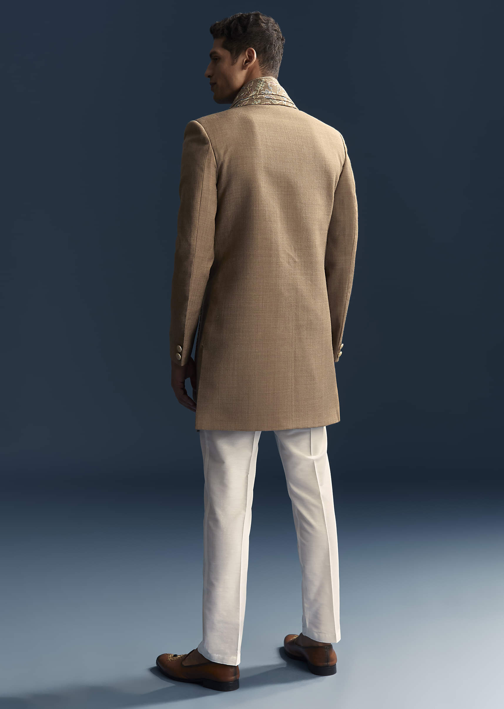 Brown Jacquard Indo Western Set For Men With Embroidered Stole