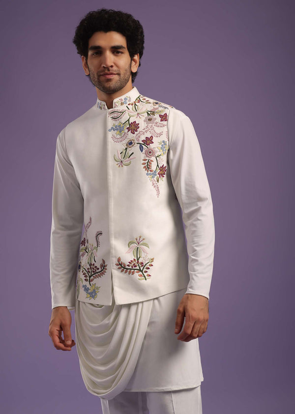Daisy White Jacket Kurta Set In Rayon With Thread Embroidery In A Floral Pattern