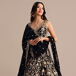 engagement-lehenga