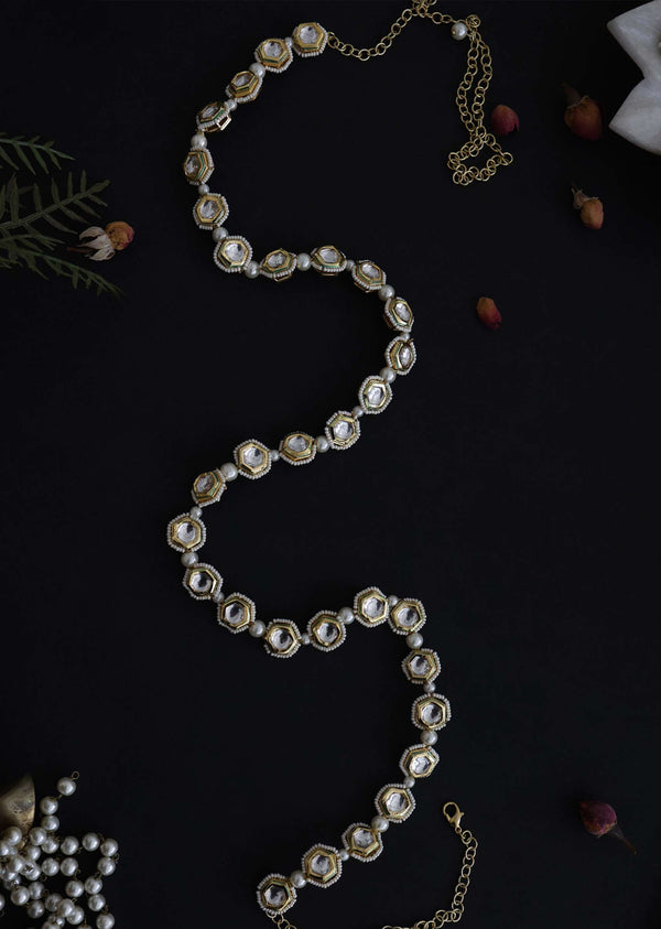 Gold Plated Kundan And Pearls Waist Belt With Pearls And Shells In Silver Alloy