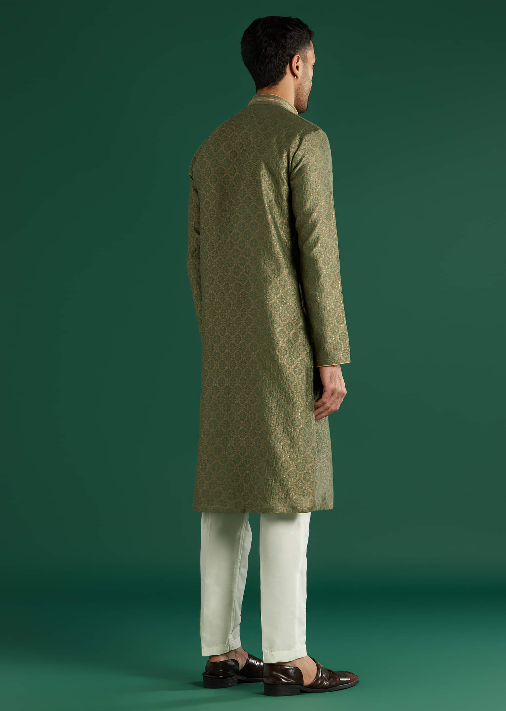 Green Silk Kurta Set For Men With Brocade Work