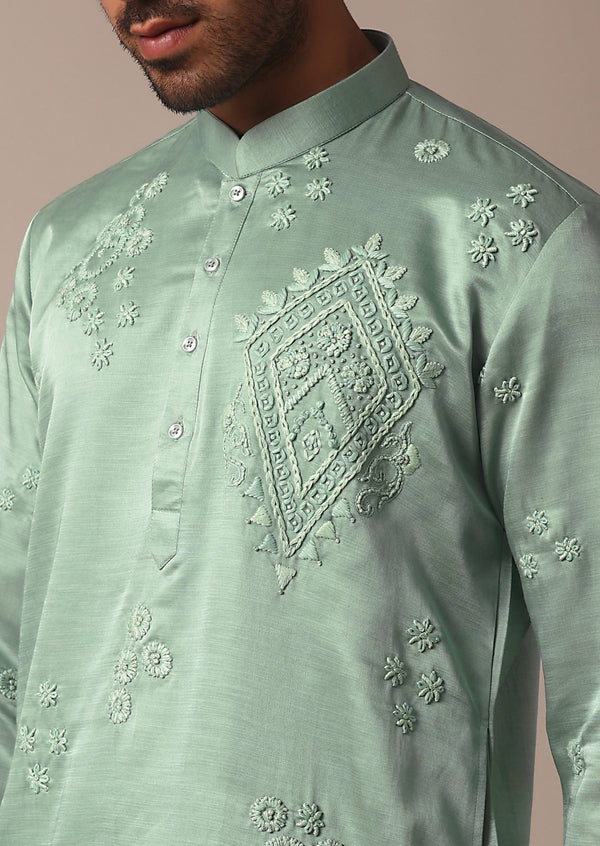 Green Linen Kurta Set With Intricate Handwork