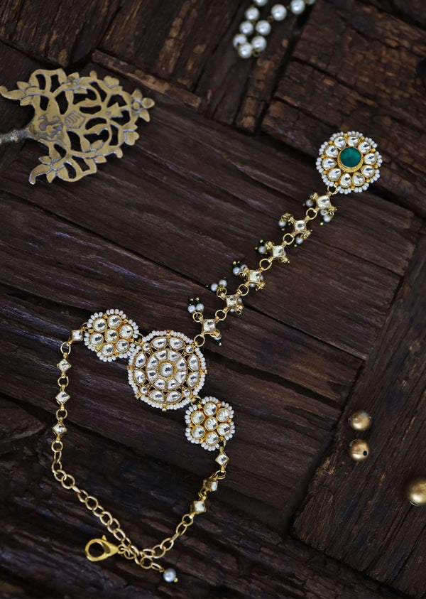Gold Plated Kundan Haathphool Studded With Shell Pearls