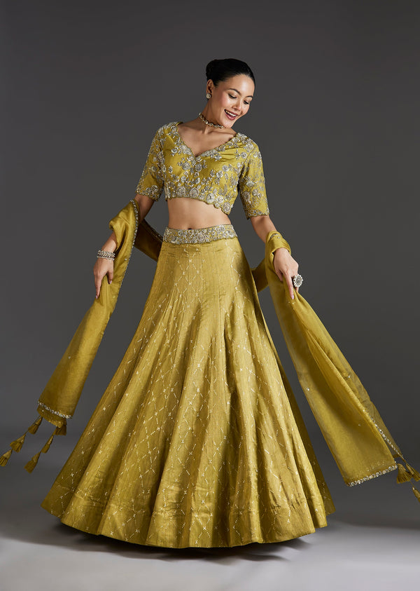 Mehendi Green Grace With Classic Detail
