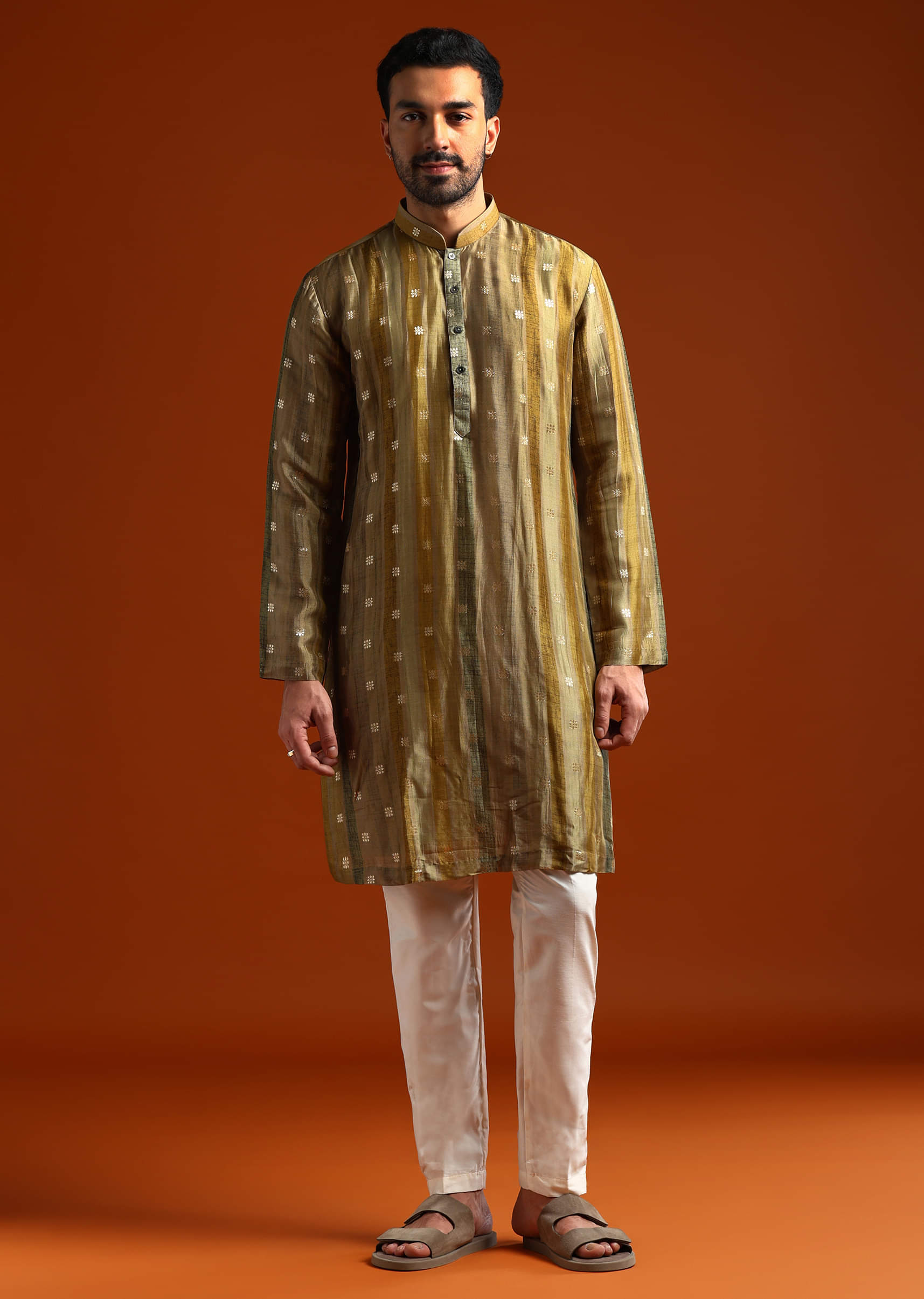 Mehendi Green Silk Kurta Set For Men With Zari Embroidery