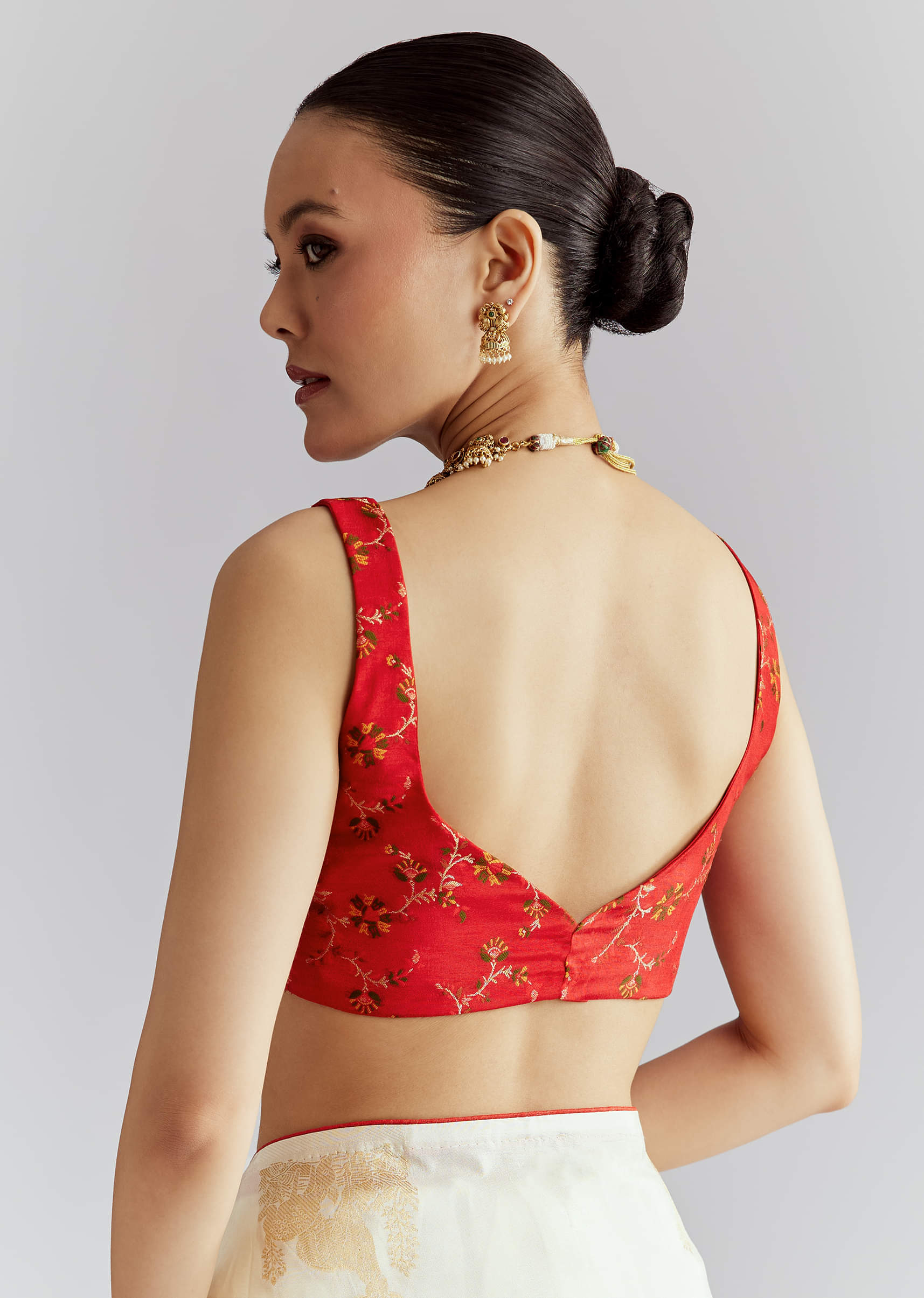 Off White Jacquard Silk Woven Saree With Zari Embroidery