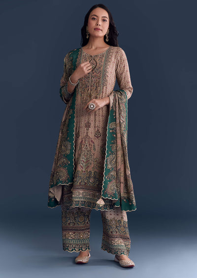 Peach Crepe Kurta Set Chic With Indie Print And Zari Work
