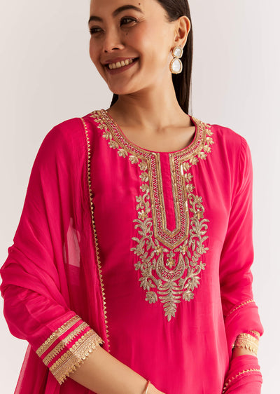 Pink Crepe Kurta Set With Zardosi And Sequins Dupatta