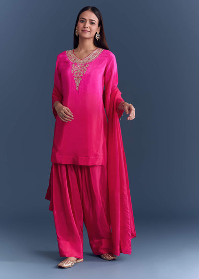 Pink Crepe Kurta Set With Zardosi Work And Farzi Pants