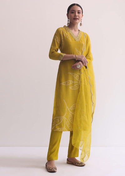 Yellow Printed Kurti Pant Set With Zari Embroidery