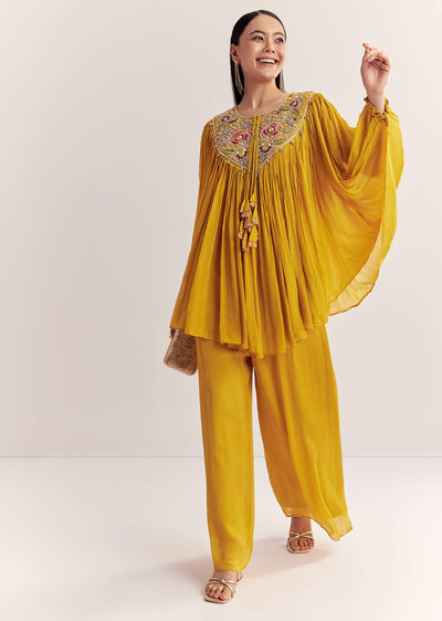Yellow Chinon Kaftan Kurta Set With Zardosi And Thread Work