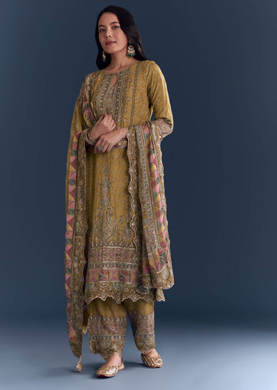 Yellow Crepe Kurta Set With Indie Print And Zari Embroidery
